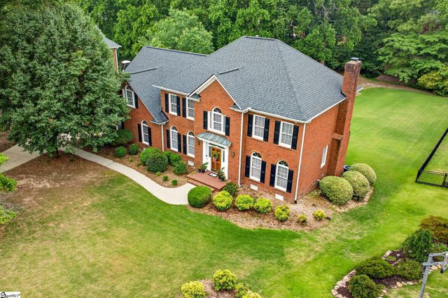 102 Glenbriar Court, Simpsonville, SC 29681