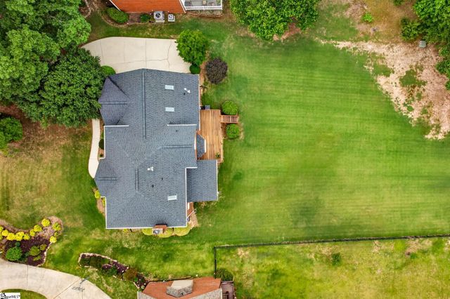 102 Glenbriar Court, Simpsonville, SC 29681