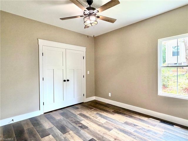 128 Arrowood Lane, Harmony, NC 28634