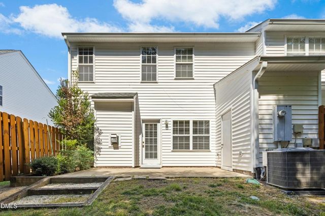 412 Misty Groves Circle, Morrisville, NC 27560