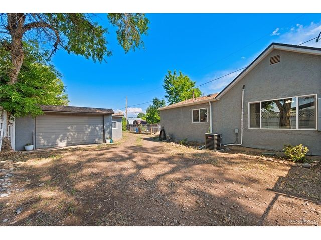 4720 Robb St, Wheat Ridge, CO 80033