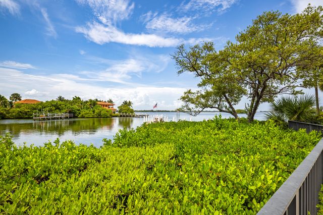 3474 S OCEAN Boulevard 10, Palm Beach, FL 33480