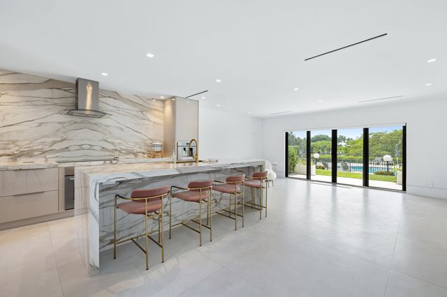 3474 S OCEAN Boulevard 10, Palm Beach, FL 33480