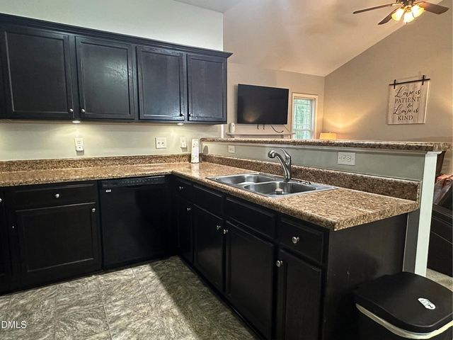 31 Maple Leaf Court, Lillington, NC 27546