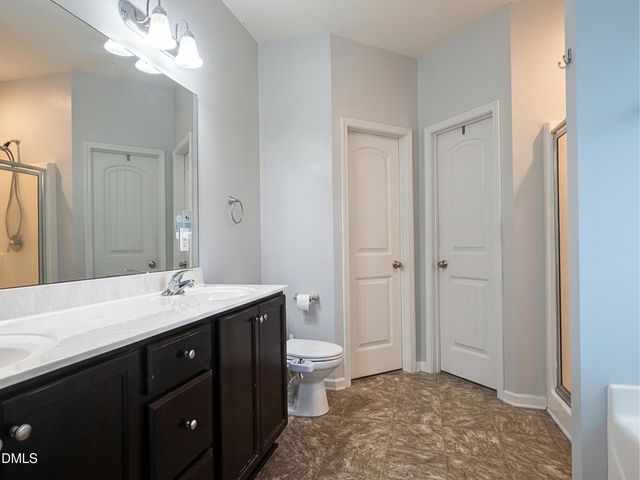31 Maple Leaf Court, Lillington, NC 27546