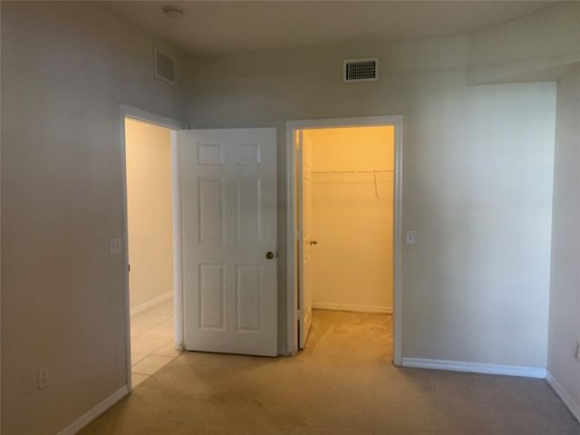 2440 57th Circle 2440, Vero Beach, FL 32966