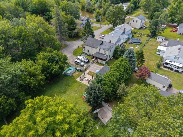 6 Brick Street, Somersworth, NH 03878