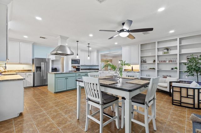 2972 County Road 4826, Wolfe City, TX 75496