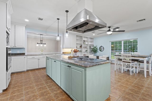 2972 County Road 4826, Wolfe City, TX 75496