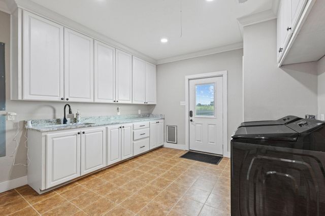 2972 County Road 4826, Wolfe City, TX 75496