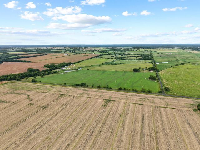 2972 County Road 4826, Wolfe City, TX 75496