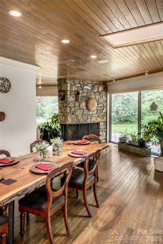 18 Forest Road, Asheville, NC 28803