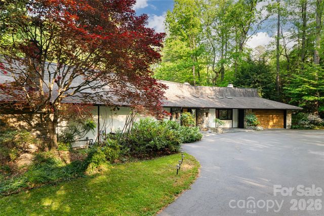 18 Forest Road, Asheville, NC 28803