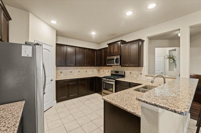9933 Cottontail Lane, Mckinney, TX 75071