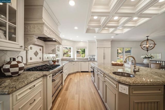 133 Sunhaven Rd, Danville, CA 94506