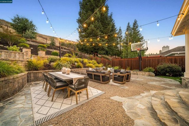 133 Sunhaven Rd, Danville, CA 94506