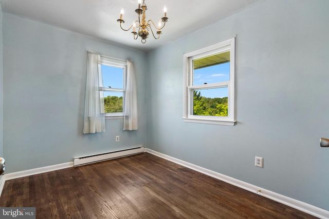 355 POINTFIELD DR, Harpers Ferry, WV 25425