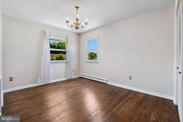 355 POINTFIELD DR, Harpers Ferry, WV 25425