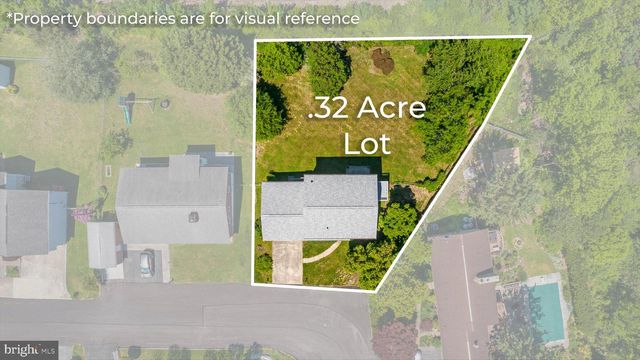 355 POINTFIELD DR, Harpers Ferry, WV 25425