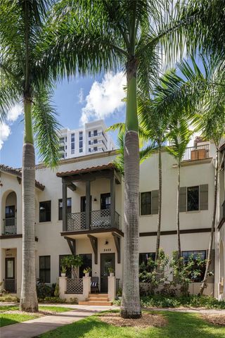 8469 NW 51st Ter 8469, Doral, FL 33166