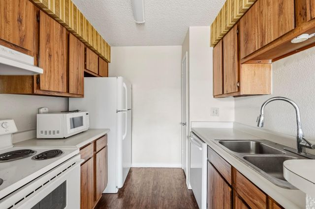 1500 Bay Area Boulevard C 209, Houston, TX 77058