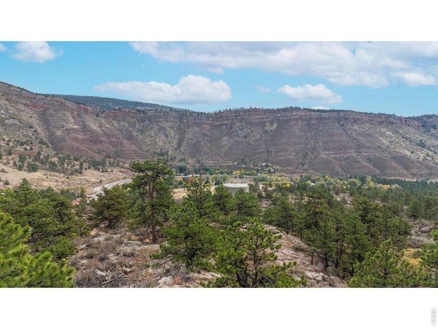 2155 Apple Valley Rd, Lyons, CO 80540