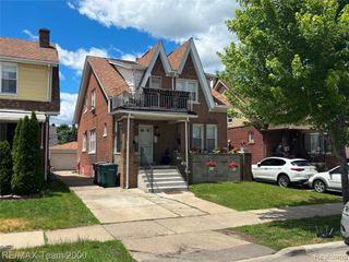 6911 Appoline Street, Dearborn, MI 48126