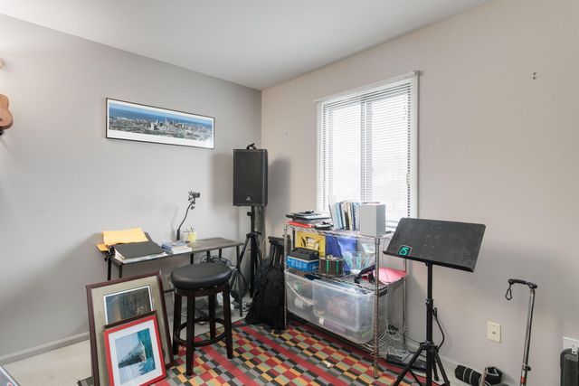 2016 Laura Lane, Chesterton, IN 46304