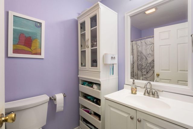 2016 Laura Lane, Chesterton, IN 46304