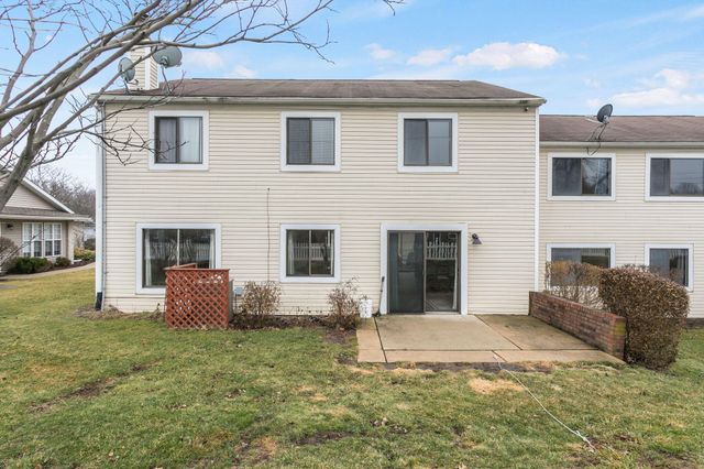 2016 Laura Lane, Chesterton, IN 46304