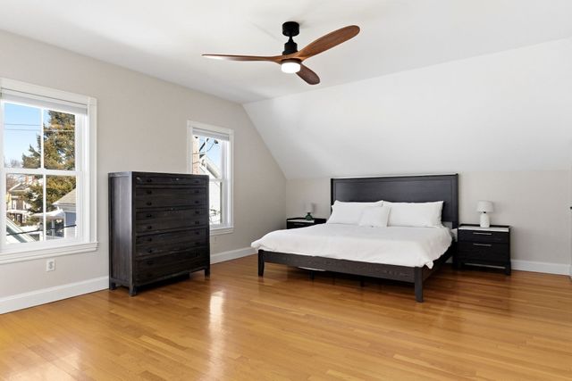 30 Boardman St 2, Salem, MA 01970