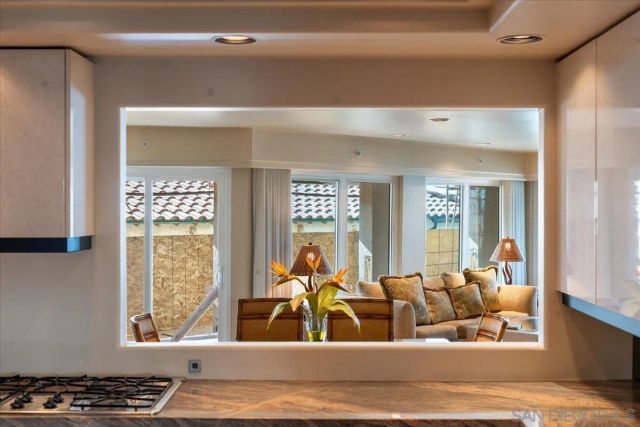 333 Coast Blvd 8, La Jolla, CA 92037