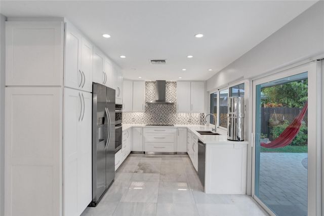 2051 NE 59th Court, Fort Lauderdale, FL 33308