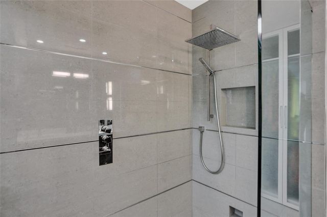 2051 NE 59th Court, Fort Lauderdale, FL 33308