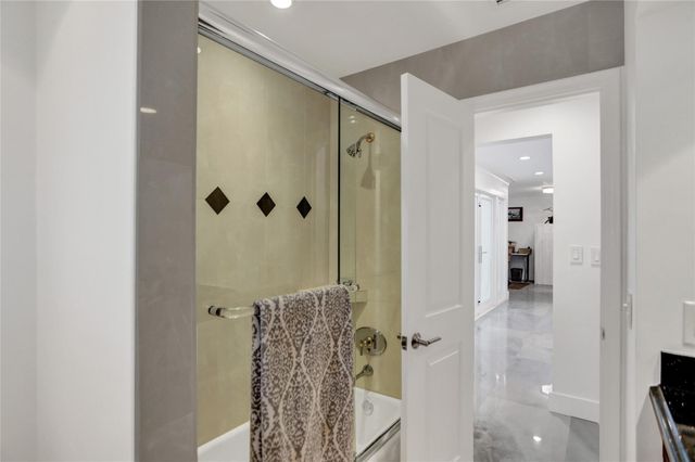 2051 NE 59th Court, Fort Lauderdale, FL 33308