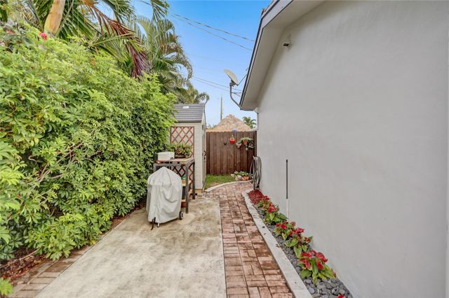2051 NE 59th Court, Fort Lauderdale, FL 33308