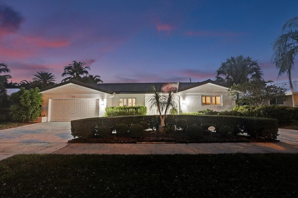 2051 NE 59th Court, Fort Lauderdale, FL 33308