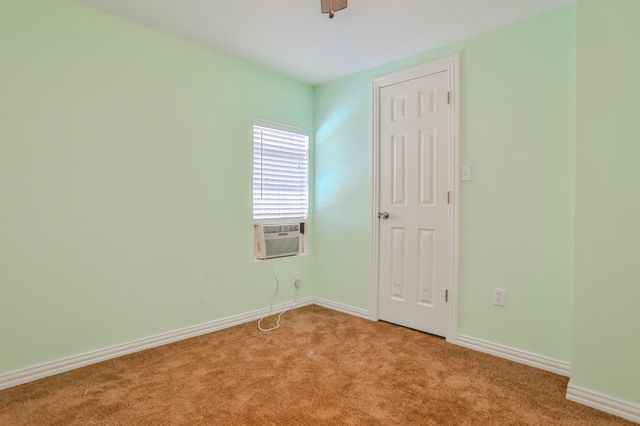 221 N County Road 2850, Lubbock, TX 79403