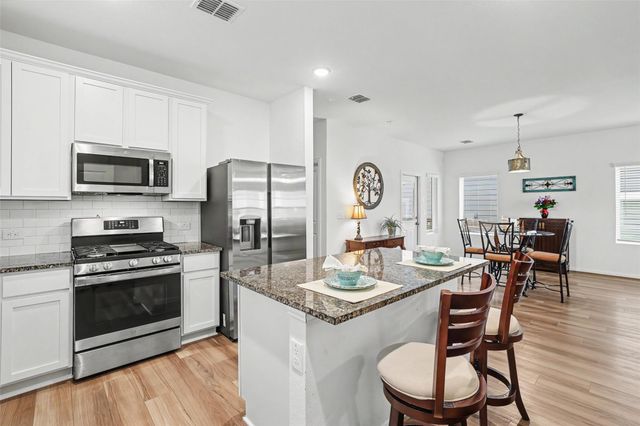 125 Shenandoah DR, Kyle, TX 78640