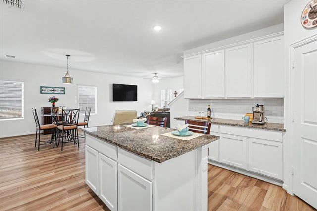125 Shenandoah DR, Kyle, TX 78640