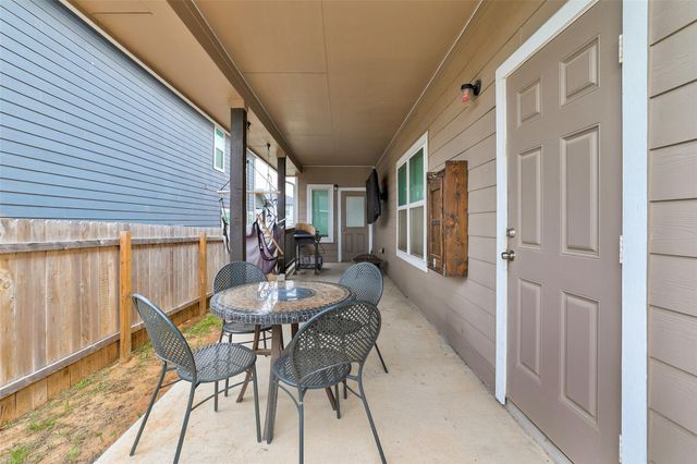 125 Shenandoah DR, Kyle, TX 78640