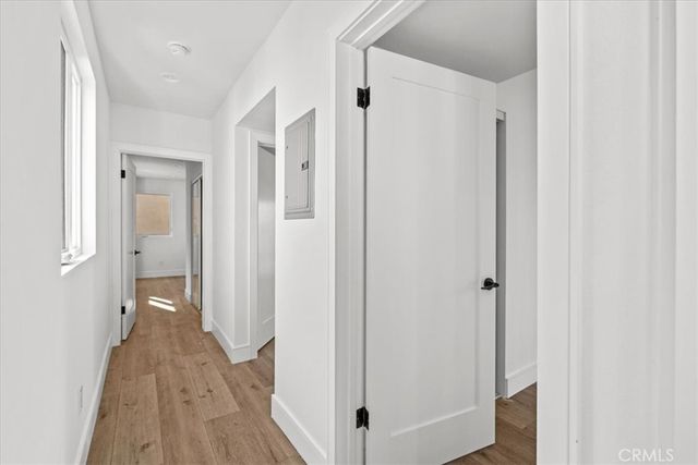 860 N Hudson Ave A, West Hollywood, CA 90005