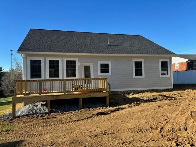 116 FOX HILL DR, Staunton, VA 24401