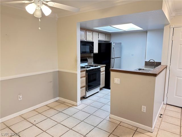 1908 Rio Canyon Court 106, Las Vegas, NV 89128