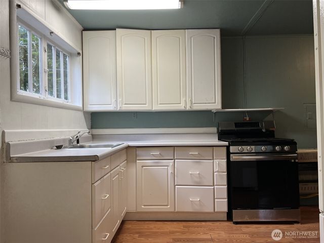 2528 Westwind Drive NW, Olympia, WA 98502