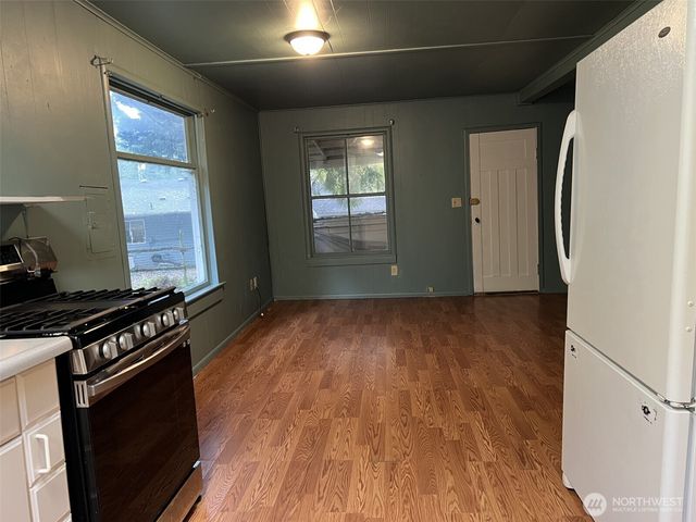 2528 Westwind Drive NW, Olympia, WA 98502