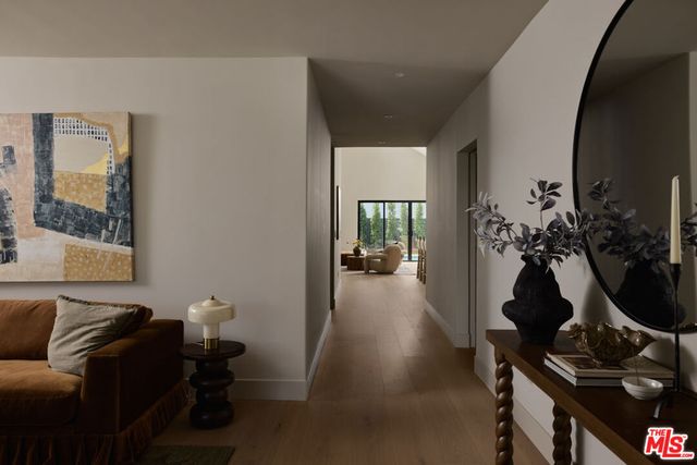 321 N Lucerne Boulevard, Los Angeles, CA 90004