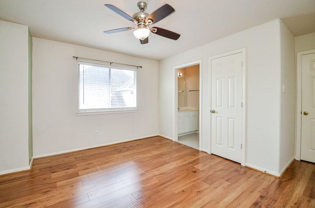 9403 Sundance Drive, Pearland, TX 77584