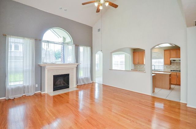 9403 Sundance Drive, Pearland, TX 77584