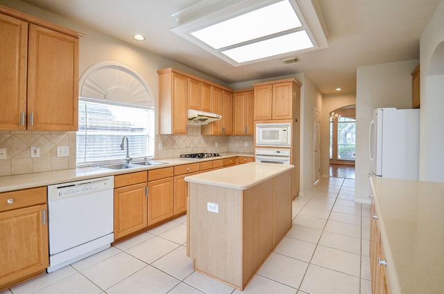 9403 Sundance Drive, Pearland, TX 77584